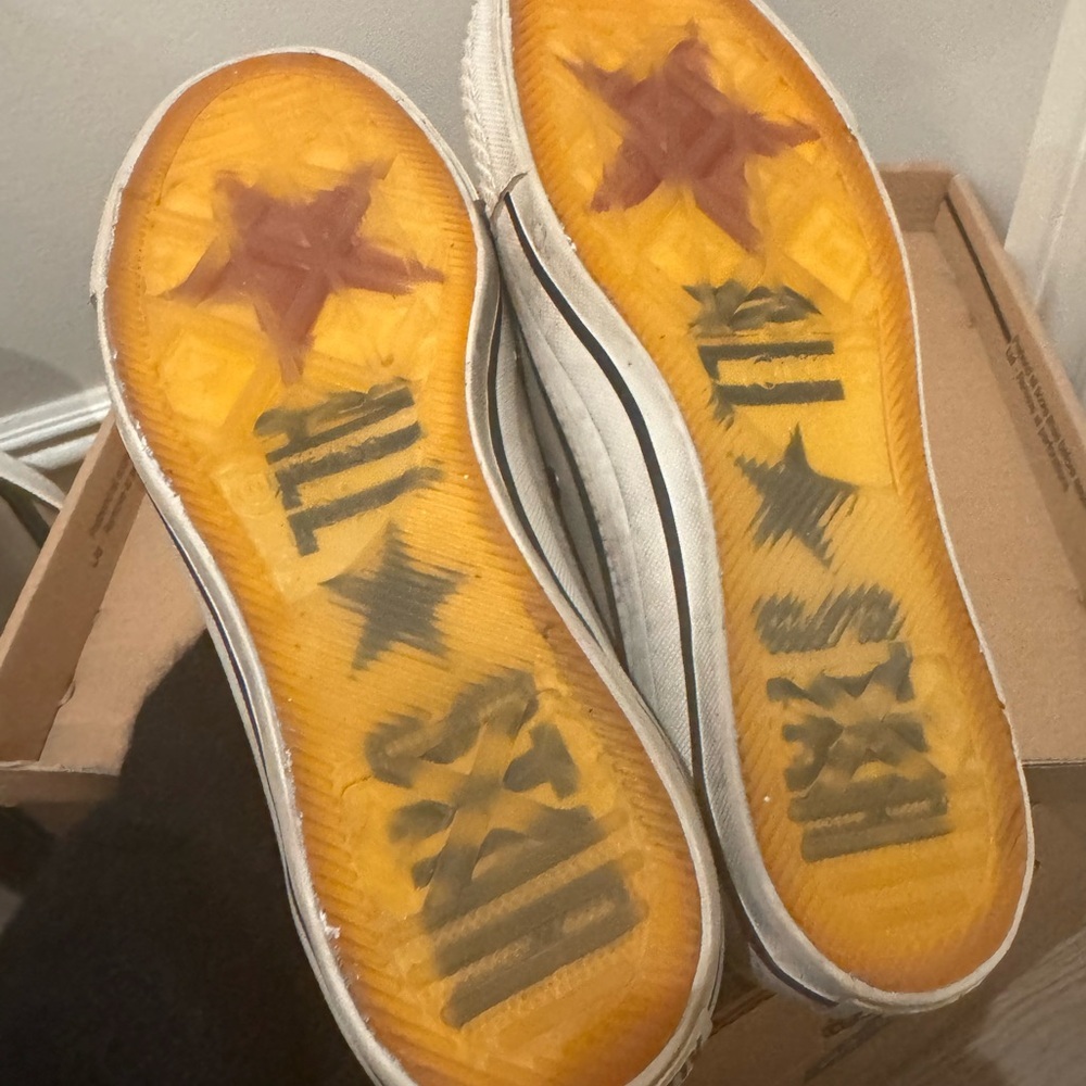 Leather converse - Picture 5 of 5
